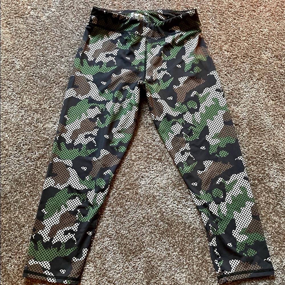 S2 Sportswear Tight Fit Stay Cool Camo printed.